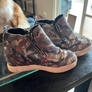 Camo Steve Madden Wedges